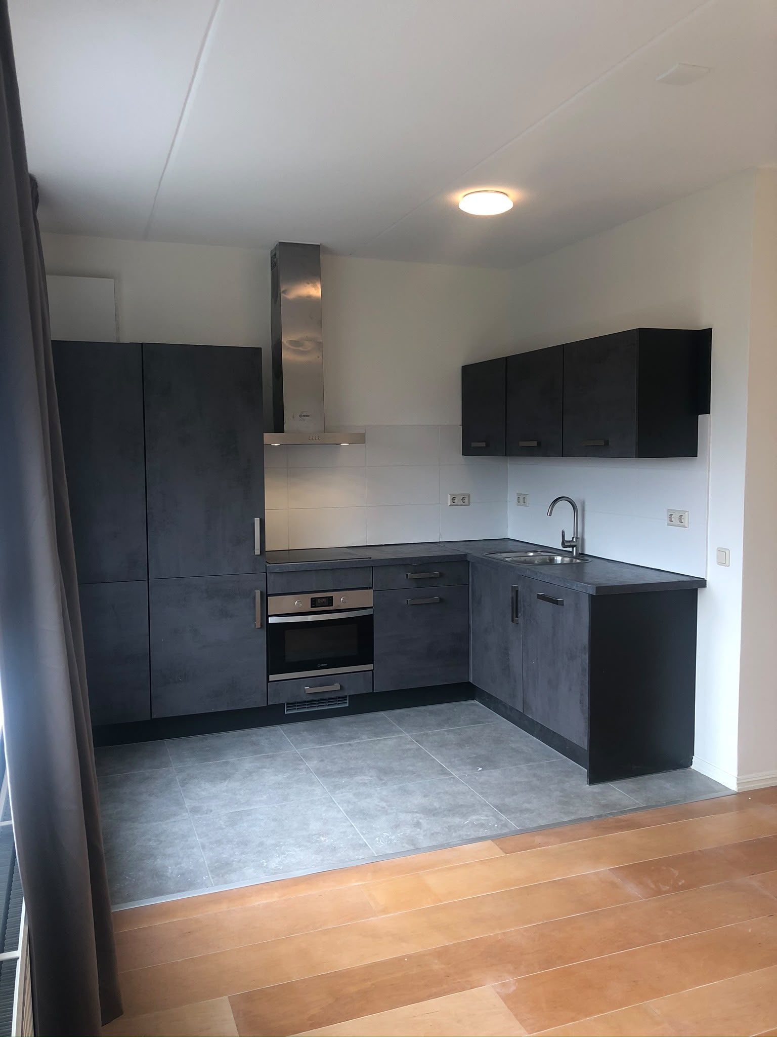 Moderne keuken in een door ons opgeleverd appartement